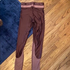 Women’s Nike Pro Hypercool tights